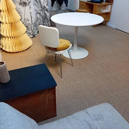 Apartman Tiny, Bright Architect-designed Loft, King Size