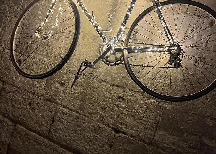 Tiny, Bright Architect-designed Loft, King Size * Saumur